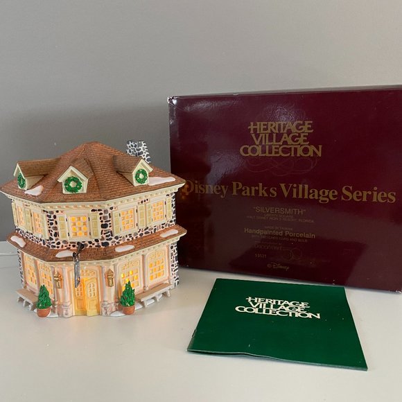 DEPT 56 ~DISNEY PARKS HERITAGE VILLAGE SERIES~ SILVERSMITH - Picture 1 of 9